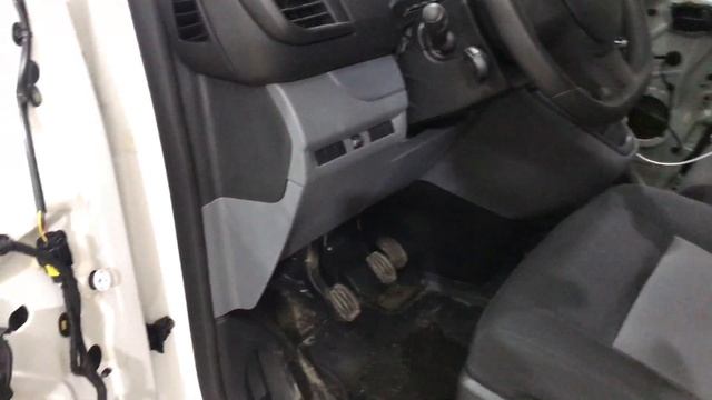 Citroen Jumpy вибро- шумоизоляция двух дверей в три слоя материалами Комфортмат