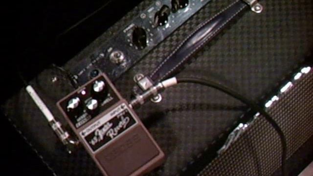 Boss FRV-1 '63 Fender Reverb Pedal Demonstration смотреть онлайн