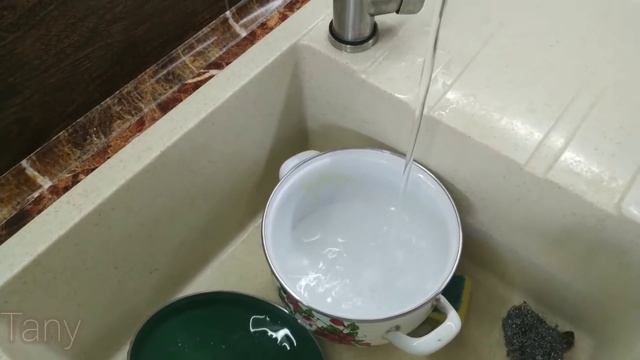 СУПЕР средство ОЧИСТИЛО кастрюли за 1 минуту! Делюсь находкой и результатом 2020! смотреть онлайн