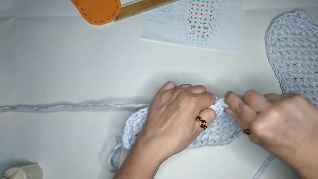 2 способа связать подошву для тапочек из трикотажной пряжи. Какой способ вязания лучше? Подробный М смотреть онлайн