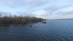 Разумовка. Затонувшая баржа.