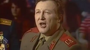 В землянке_-_Евгений Беляев.mp4