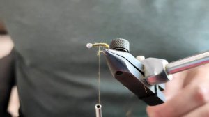 Мушка на хариуса "комарик" одна из классических Енисейских мух!