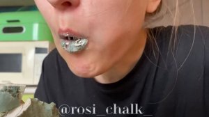 ASMR/МЕЛ/ВОЛОКОНОВКА В ПАСТЕ ИЗ ГЛИНЫ КЕМБРИЙСКАЯ