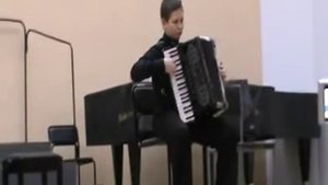 Д. Бартон Токкатина и фуга d-moll, исполняет Павел Бекарев, 13 лет