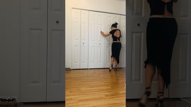 When somebody is trying to steal the spotlight ... смотреть онлайн