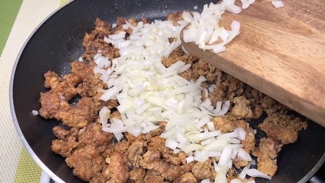 Просто добавьте фарш в картофель. Как легко приготовить рецепт для семейного ужина или обеда. АСМР. смотреть онлайн