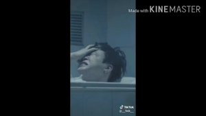 (Клип) всё запирти скованы болью и вся Вода вдруг а красится КРОВЬЮ