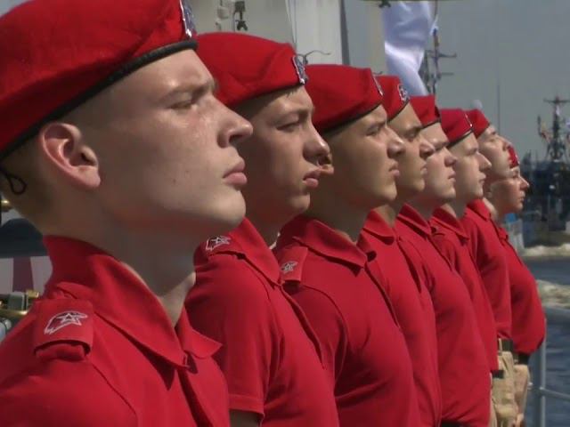 Нам экипаж семья. Экипаж одна семья. И тогда нам экипаж семья видео. Песня экипаж одна семья. И тогда нам экипаж семья видео.