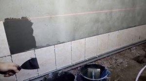 Лучший способ приклейки плитки на стену.