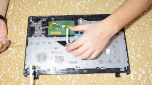 Как разобрать и почистить ноутбук Acer E1-532 . Как заменить клавиатуру на ноутбуке Acer E1