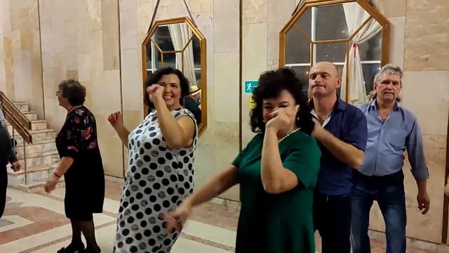 Элегантная дискотека Белгород Сокол смотреть онлайн