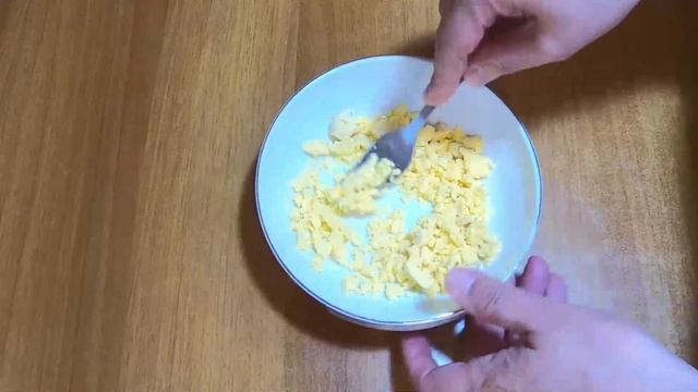 ФАРШИРОВАННЫЕ ЯЙЦА украсят праздничный стол. Четыре рецепта.