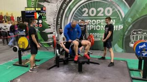 Самарина Наталья жим лежа 147,5 кг вк 67,5 кг