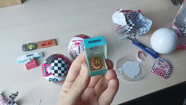 ??Zuru 5 surprise Foodie mini brands. Series 2 / Открываем 3 Шара с 5 сюрпризами в каждом. Мини еда