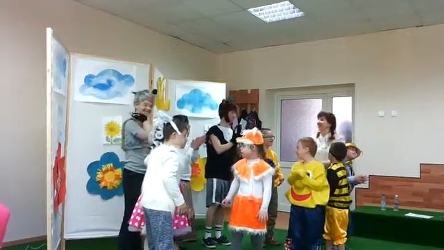 2017_04_29 Приключение Колобка (Ступеньки) и три басни из Пороки (Шак) смотреть онлайн