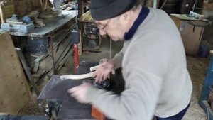 Криволинейный дверной штапик