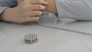 Как сделать часы из нео куба.
