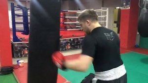 ?ДВОЙКА. САМОСТОЯТЕЛЬНО ОТРАБАТЫВАЕМ УДАРЫ НА ГРУШЕ???