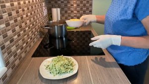 Суп грибной с кабачком. Готовим быстро и вкусно за 20 минут.