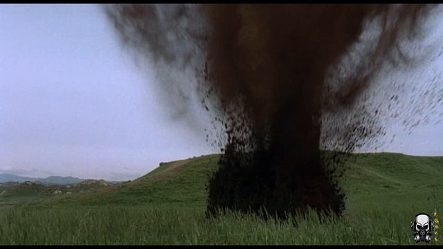 Дрожь земли 1,2,3. [MVC] Звери - Лапами вверх.mp4