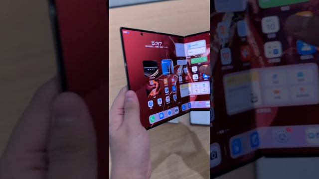 смартфон складной в 3 раза