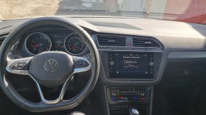 VW Tiguan 2021 - Шумка дверей.avi