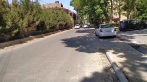 Ташкент. Юнусабад.  Дорога между 4-ым кварталом и яблоневым садом