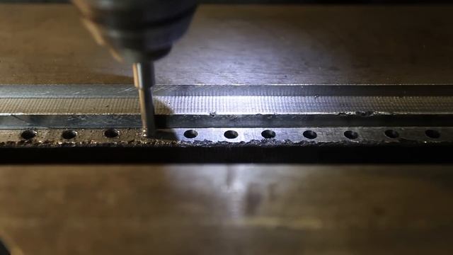 Klopp 650: ремонт треснувших Т-пазов стола смотреть онлайн