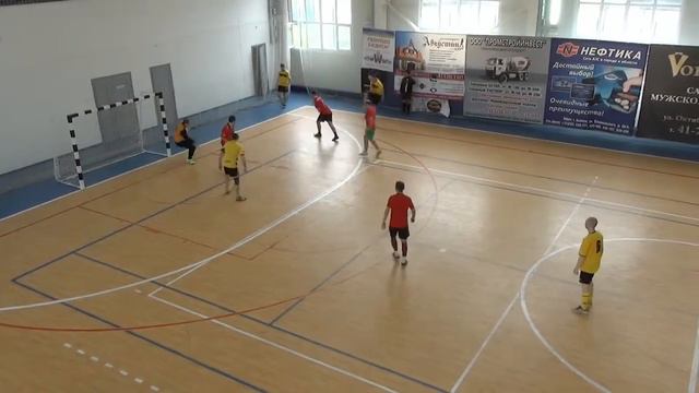 8 Тур. 22.04.2017 г. ФК "Орбита" - ФК "Командор" 7:11 (0:5) смотреть онлайн