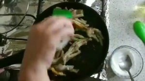 Куриные лапки по-тайски