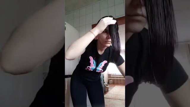 Стригу себя сама. Стрижка Каскад дома. Стригу кончики. Стригу хвостик