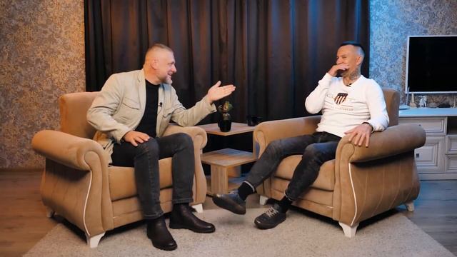 Интервью Дениса Пампушкина @baltic_moto_travel с Романом Горбатовым @romafux смотреть онлайн