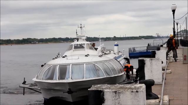 Метеор 159 прибывает в Ярославль из Брейтово 20 05 2015г смотреть онлайн