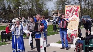 Светлая память легендарному гармонисту золотой десятки Виктору Алишину.