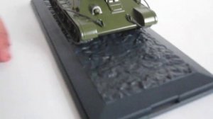 Коллекционные модели танков Т-34/76 и Т-34/85 в масштабах 1:43 и 1:72.