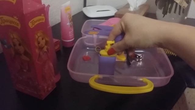 Видео обзор детской косметики ПРИНЦЕССА и обзор набора для девочек МАЛЕНЬКАЯ ПРИНЦЕССА от фирмы Пол смотреть онлайн