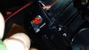 Замена лампы подсветки прикуривателя вольцваген т5 vw T5 multivan(4)