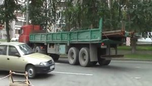 Длинномер выезжает задом..MOD