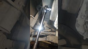 Как открутить шкив коленвала на Haima m3