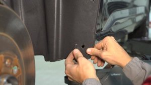 Установка подкрылков с шумоизоляцией Новлайн для Exeed VX