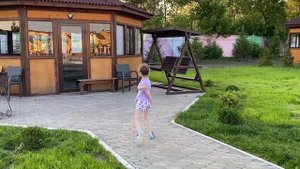 ВЛОГ ОТДЫХ В ПАРКЕ НА КОЛЬЦЕВОЙ! Отдых в Омске! Лето, жара, пляж!