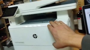HP laserJet Pro m426 как открыть крышку чтобы достать картридж