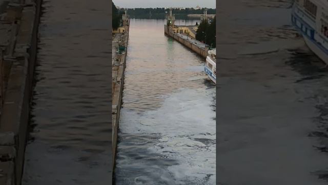 Саратовская ГЭС смотреть онлайн