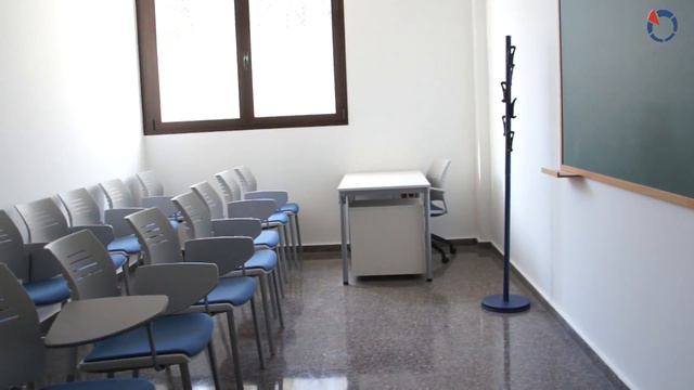 Visita de Manuel Chaves al nuevo edificio de la FPA de l'Eliana смотреть онлайн