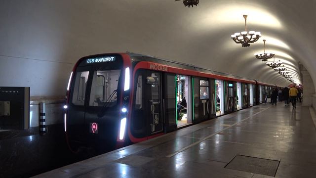 Московский Метрополитен 81-775/776/777 серии 75028 и 75027 на станции Павелецкая смотреть онлайн