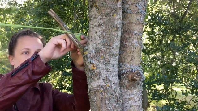 КАК СДЕЛАТЬ ВЕРЁВКУ ИЛИ КАНАТ ИЗ КАТУШКИ НИТОК смотреть онлайн