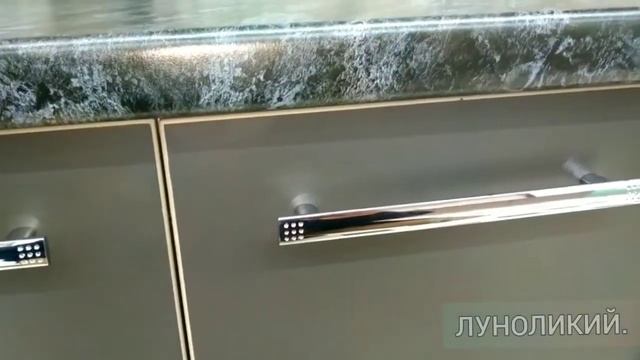 25 000 руб. КУХОННЫЕ ГАРНИТУРЫ ГИПЕРМАРКЕТ САРАЙ СМОТРИМ ОБЗОР НА ДИВАНЕ 2021