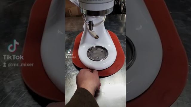 doing cool stuff. #food #kitchen #mixer #kitchenaid #kitchenaidmixer #products #invention #diy смотреть онлайн