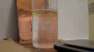 Растворение азотной кислоты в воде